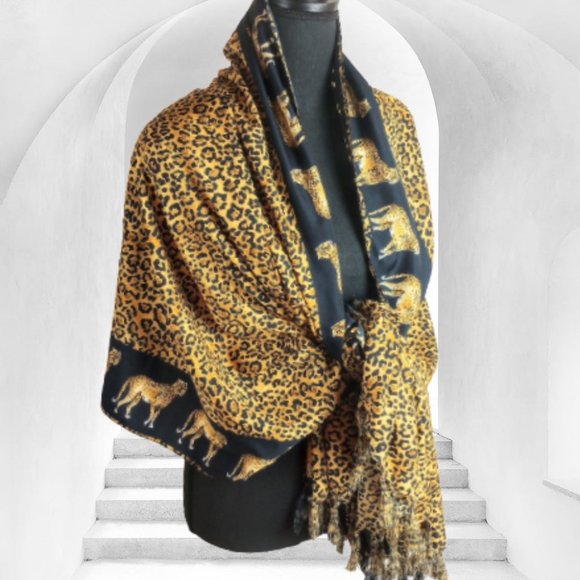 Hand Painted Pareo Scarf / Sarong / Dress / Wrap - Picture 5 of 11